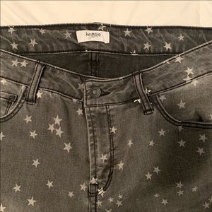 Kensie gray star jeans size 10/30
